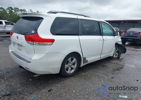 2011 Toyota Sienna Le V6 from USA, damaged, VIN 5TDKK3DCXBS057282
